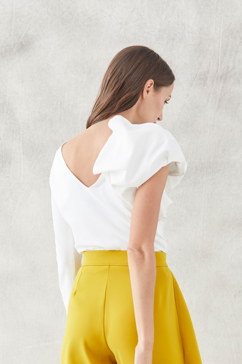 tops de fiesta para combinar con falda y pantalon para invitadas de bodas eventos reuniones fiestas conjuntos mangas asimetricas apparentia