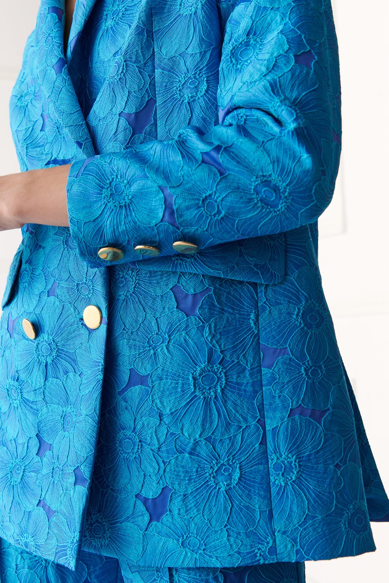 chaqueta  jacquard brocado azul de flores en relieve para inivtadas a bodas, fiesta, madrina, evento online