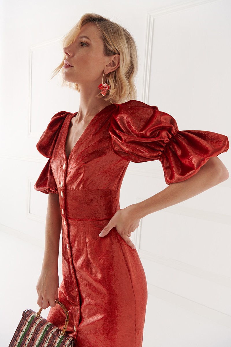 Vestido de fiesta de terciopelo teja con falda midi con volante con botones dorado