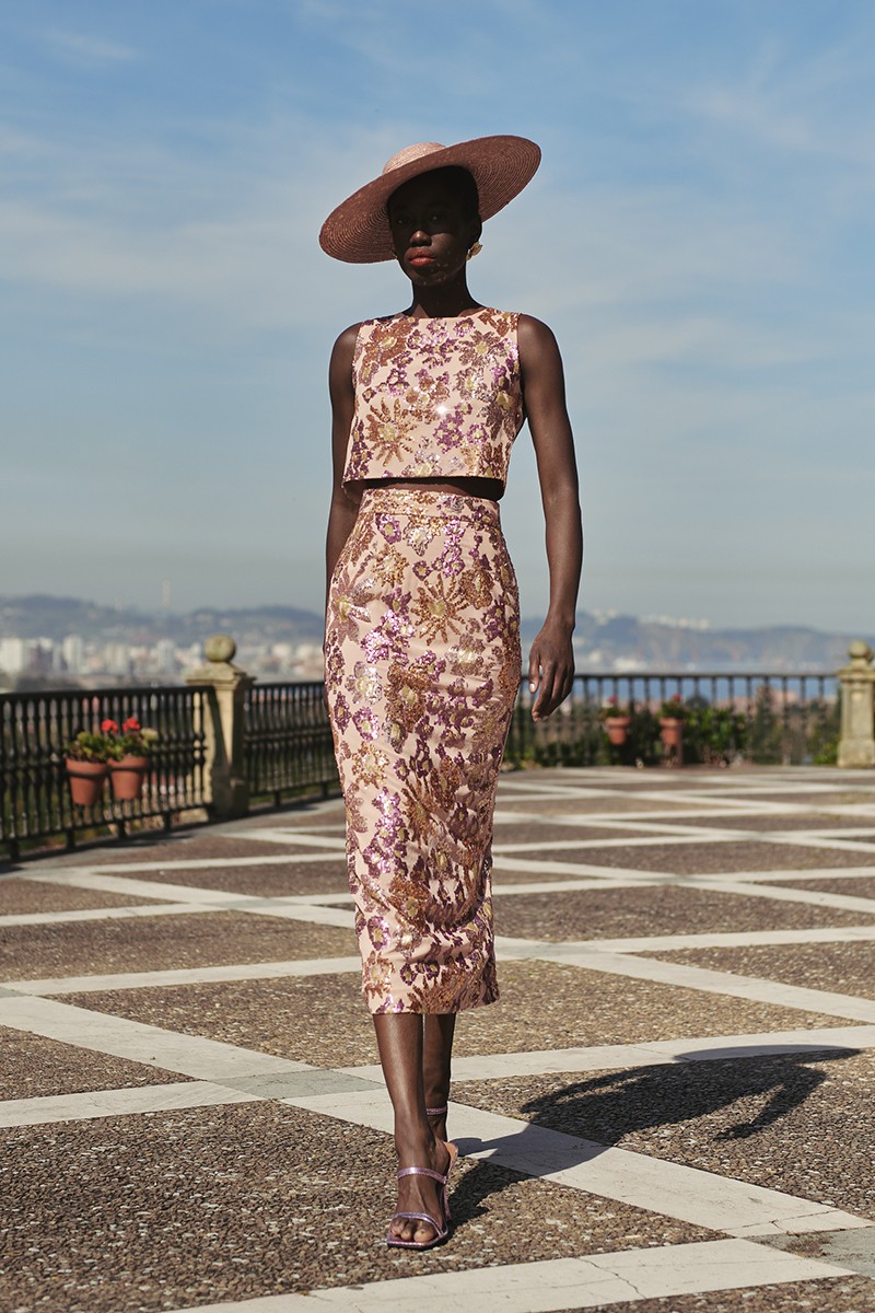 comprar online Falda de fiesta con gasa lentejuelas geometricas en tonos melocoton, dorado y morado, para invitadas a boda de dia, noche, bautizo, comunion, graduacion, navidad, shoponline, apparentia, confirmacion, boda 