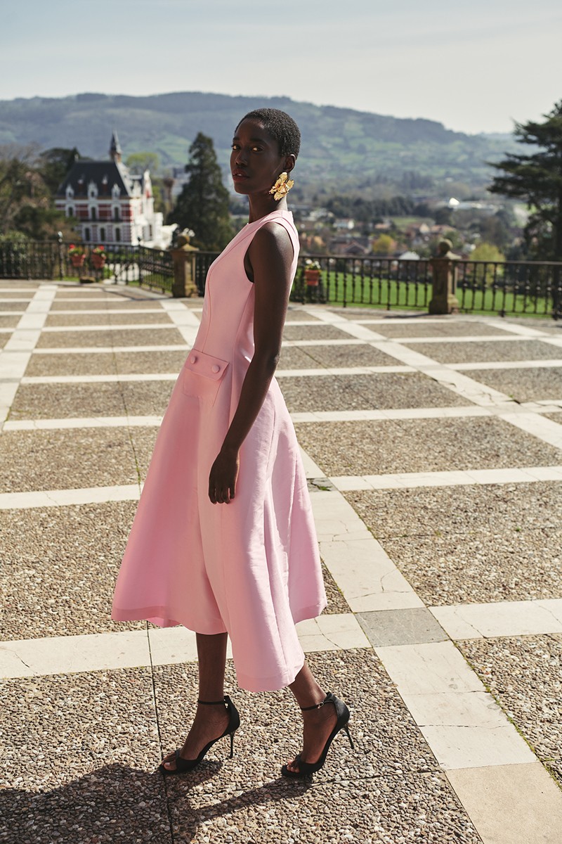 comprar vestido midi evase mikado rosa con escote a la caja para boda de día, mamá de comunión o bautizo.